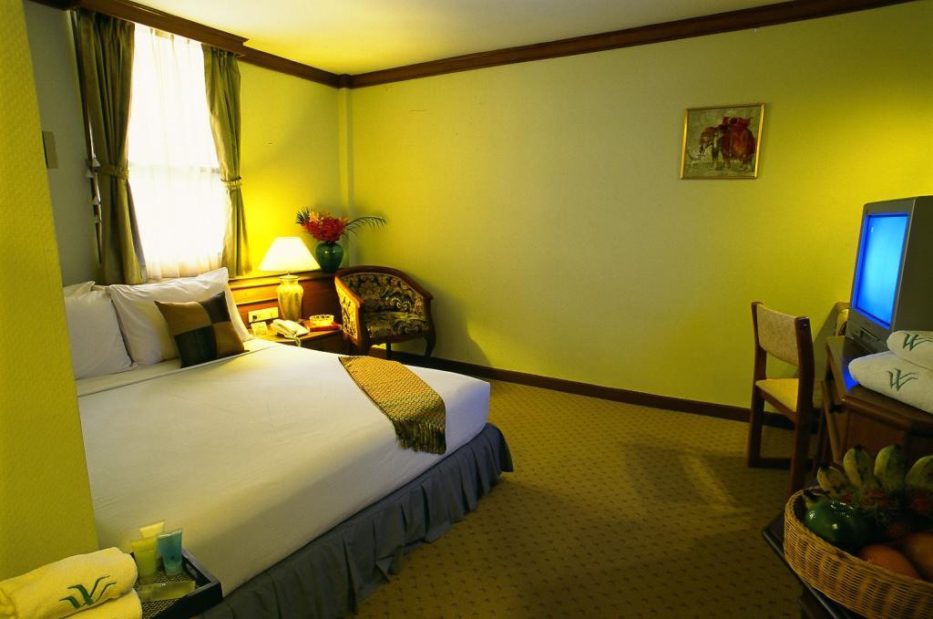 Wall Street Inn, Bangkok Kültér fotó