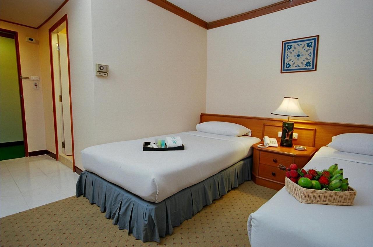 Wall Street Inn, Bangkok Kültér fotó