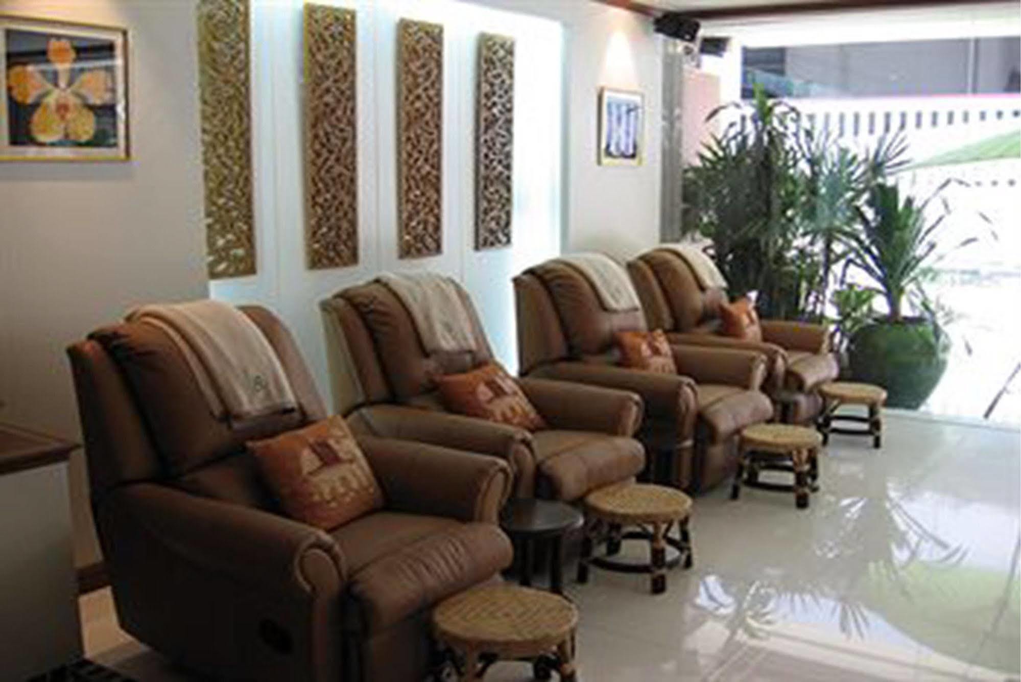 Wall Street Inn, Bangkok Kültér fotó