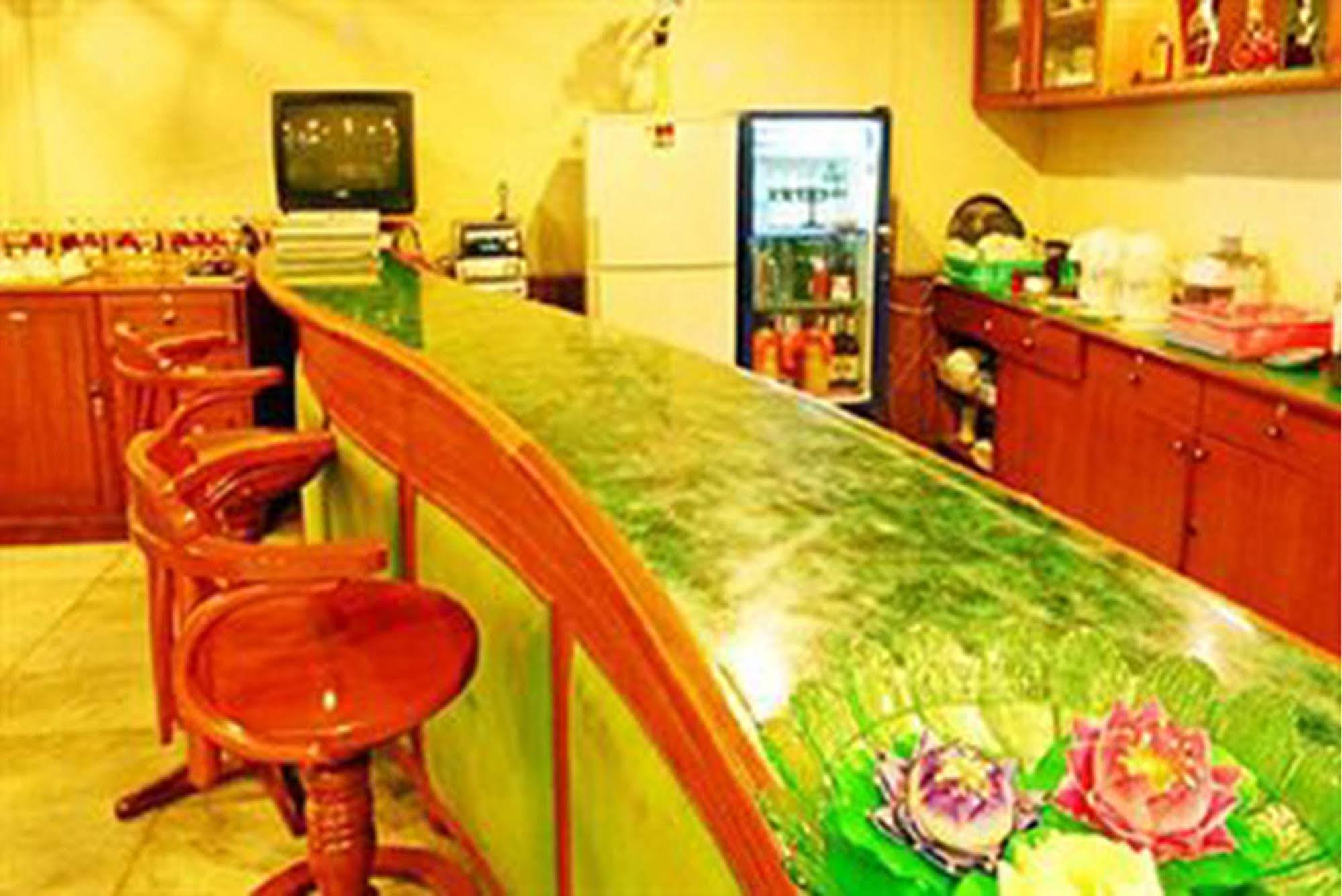 Wall Street Inn, Bangkok Kültér fotó