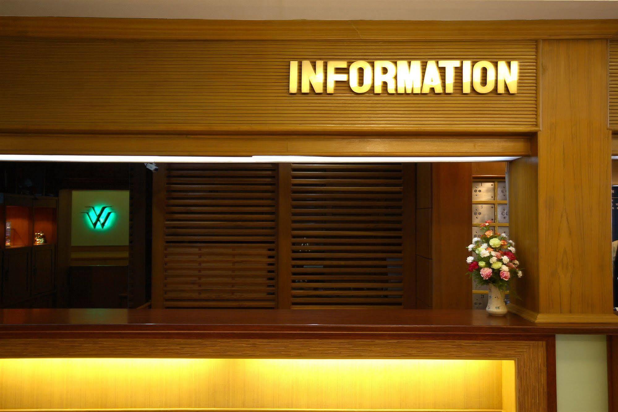 Wall Street Inn, Bangkok Kültér fotó